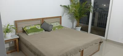 Bedroom Image of 1555 Sq.ft 3 BHK Apartment / Flat for sale in Paramount Golfforeste Premium Apartments, Surajpur Greater Noida for Rs. 10000000