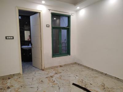 Bedroom Image of 1800 Sq.ft 3 BHK Builder Floor for sale in Freedom Fighters Enclave New Delhi for Rs. 11500000