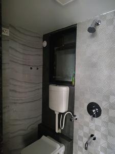 Common Bathroom Image of 950 Sq.ft 2 BHK Apartment / Flat for rent in Yash Raj Residency, Thane West Thane for Rs. 24999