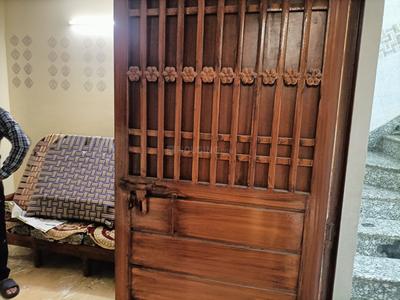 Hall Image of 850 Sq.ft 2 BHK Builder Floor for rent in Preet Vihar New Delhi for Rs. 16000