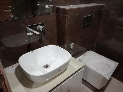 Bathroom Image of 2450 Sq.ft 4 BHK Apartment / Flat for sale in CGHS Friends Apartment, Sector 52 Gurgaon for Rs. 29000000