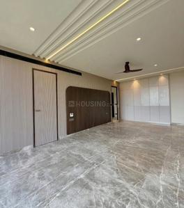 Balcony Image of 4500 Sq.ft 5 BHK Builder Floor for sale in Model Town New Delhi for Rs. 119500000