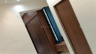 Bedroom Image of 1250 Sq.ft 2 BHK Apartment / Flat for rent in Adani Aster Phase 1, Vaishno Devi Circle Ahmedabad for Rs. 40000