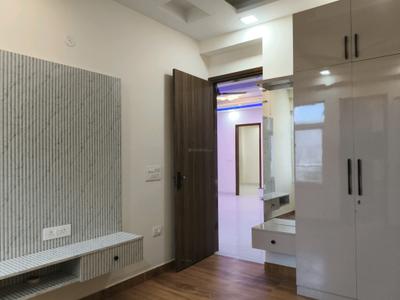 Bedroom Image of 1450 Sq.ft 4 BHK Apartment / Flat for sale in Chipiyana Buzurg Ghaziabad for Rs. 8100500