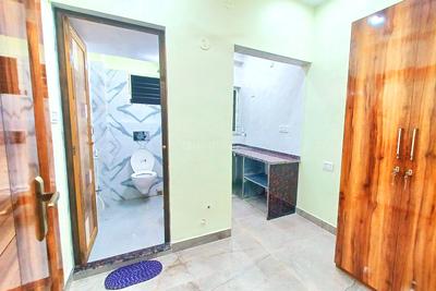 Bedroom Image of 300 Sq.ft 1 RK Apartment / Flat for rent in Keshtopur Kolkata for Rs. 16000