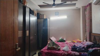 Bedroom Image of 1800 Sq.ft 5 BHK Builder Floor for sale in Bhardwaj Builder Floors, Model Town New Delhi for Rs. 35000000