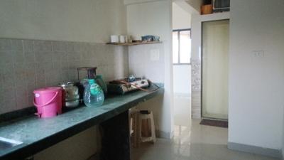 Kitchen Image of 900 Sq.ft 2 BHK Apartment / Flat for rent in Haware Citi, Kasarvadavali Thane for Rs. 17990