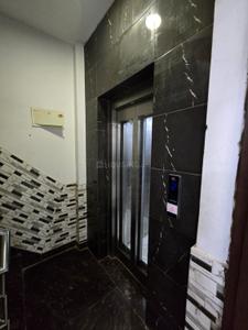 Image of 1021 Sq.ft 3 BHK Builder Floor for sale in Laxmi Nagar, New Delhi for Rs. 11000000