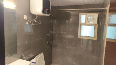 Image of 1600 Sq.ft 3 BHK Apartment / Flat for rent in Grand Omaxe, Sector 93B, Noida for Rs. 43000