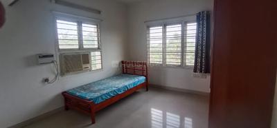 Bedroom Image of 1300 Sq.ft 3 BHK Apartment / Flat for rent in Velachery Chennai for Rs. 45000