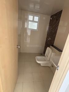 Bathroom Image of 1280 Sq.ft 2.5 BHK Apartment / Flat for rent in Mantri Serenity, Bikasipura Bengaluru for Rs. 50000