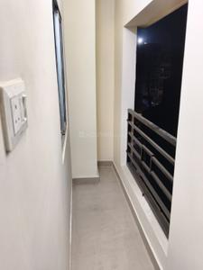 Balcony Image of 700 Sq.ft 2 BHK Builder Floor for rent in Picnic Garden Kolkata for Rs. 25000