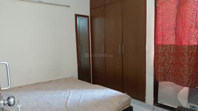 Bedroom Image of 550 Sq.ft 1 BHK Apartment / Flat for rent in Kaveri Apartments, Vasant Kunj New Delhi for Rs. 31000