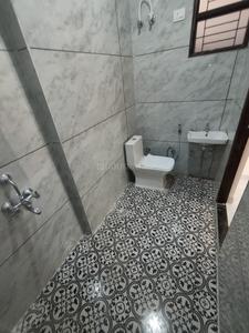 Bathroom Image of 1500 Sq.ft 3 BHK Independent House for sale in Rasoolpur Kayastha Lucknow for Rs. 7500000