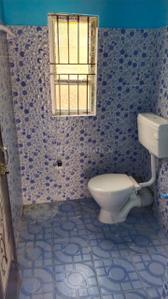 Bathroom Image of 700 Sq.ft 1 RK Studio for rent in Krishnanagar Guwahati for Rs. 6000