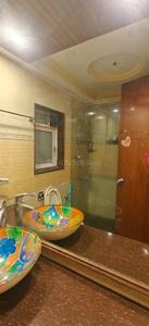 Bathroom Image of 2250 Sq.ft 3 BHK Apartment / Flat for sale in Dosti Flamingos, Sewri Mumbai for Rs. 57500000