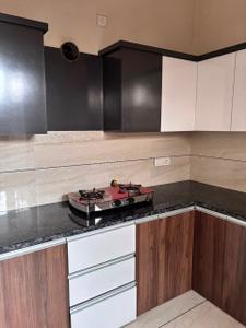 Kitchen Image of 2000 Sq.ft 3 BHK Builder Floor for rent in Ganpati Enclave Bathinda for Rs. 28000