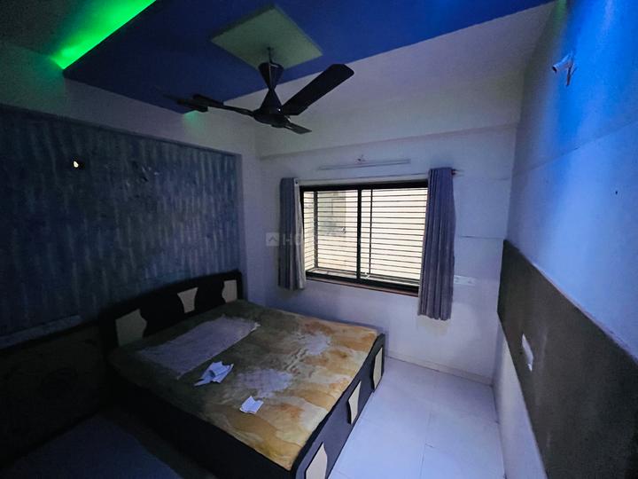 Kameshawr Aparment Bedroom 1