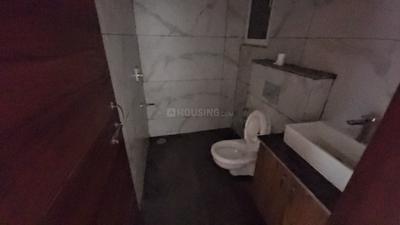 Bathroom Image of 1675 Sq.ft 3 BHK Apartment / Flat for sale in Hazel Wood, Nabha Zirakpur for Rs. 8400000