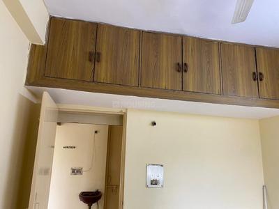 Bedroom Image of 1050 Sq.ft 2 BHK Apartment / Flat for rent in Patparganj New Delhi for Rs. 32000