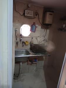 Kitchen Image of 630 Sq.ft 1 BHK Builder Floor for rent in Model Town New Delhi for Rs. 15000