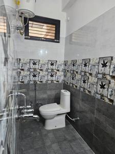 Bathroom Image of 2450 Sq.ft 3 BHK Builder Floor for rent in Gandharva Imperial Crest, Bhediyagarh Gorakhpur for Rs. 16000