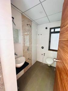 Bathroom Image of 1500 Sq.ft 3 BHK Apartment / Flat for rent in Ganesh Elegence, Bhadaj Ahmedabad for Rs. 18000