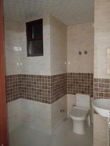 Bathroom Image of 1800 Sq.ft 2 BHK Builder Floor for rent in Ansal Palam Vihar Plot, Palam Vihar Gurgaon for Rs. 24000