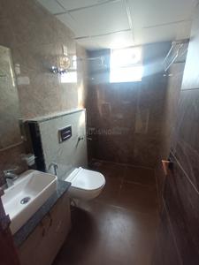Bathroom Image of 1800 Sq.ft 3 BHK Apartment / Flat for rent in Nirman Nagar Jaipur for Rs. 32000