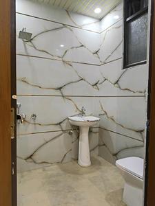 Common Bathroom Image of 1450 Sq.ft 3 BHK Builder Floor for sale in Indirapuram Ghaziabad for Rs. 11500000