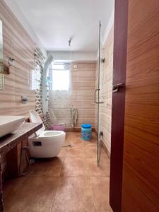 Bathroom Image of 1450 Sq.ft 3 BHK Apartment / Flat for rent in Paradise Sai World City, Panvel Navi Mumbai for Rs. 40000