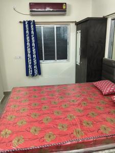 Bedroom Image of 700 Sq.ft 2 BHK Builder Floor for rent in Picnic Garden Kolkata for Rs. 25000