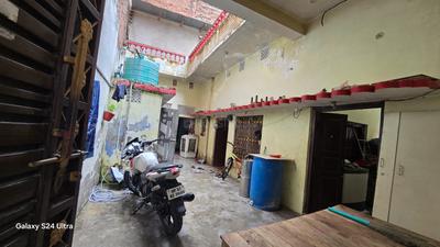 Balcony Image of 1410 Sq.ft 3 BHK Independent House for sale in Mehboob Ganj Lucknow for Rs. 4400000