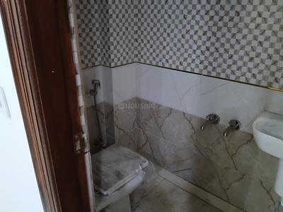 Image of 750 Sq.ft 2 BHK Builder Floor for rent in Preet Vihar, New Delhi for Rs. 20000