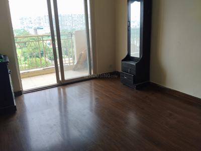 Bedroom Image of 935 Sq.ft 2 BHK Apartment / Flat for sale in Mahagun Mywoods Phase 2, Noida Extension Greater Noida for Rs. 8000000