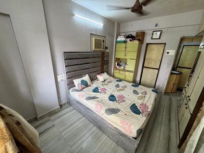 Bedroom Image of 1200 Sq.ft 3 BHK Apartment / Flat for sale in Vikas Apartments CHSL, Mulund West Mumbai for Rs. 20000000