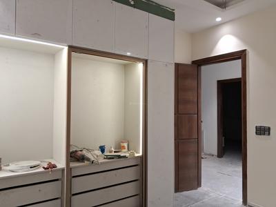 Bedroom Image of 2500 Sq.ft 4 BHK Builder Floor for sale in Punjabi Bagh New Delhi for Rs. 49000000
