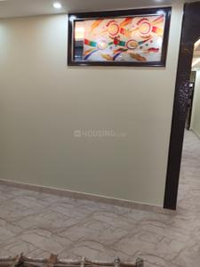 Bedroom Image of 900 Sq.ft 2 BHK Builder Floor for sale in Ramesh Nagar New Delhi for Rs. 11000000