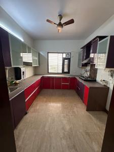Kitchen Image of 2700 Sq.ft 4 BHK Builder Floor for sale in Paschim Vihar New Delhi for Rs. 52500000