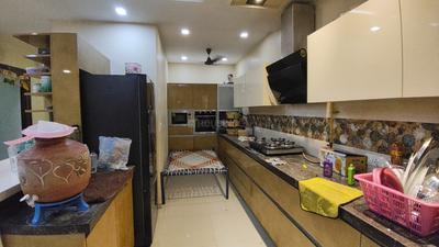 Kitchen Image of 1850 Sq.ft 3 BHK Apartment / Flat for sale in Adani The Meadows, Shantigram Ahmedabad for Rs. 15000000