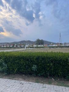 Image of 2450 Sq.ft Residential Plot / Land for sale in DLF The Valley, Amravati Enclave, Panchkula for Rs. 22600000