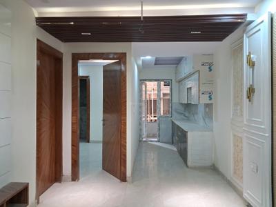 Living Room Image of 950 Sq.ft 2 BHK Apartment / Flat for sale in CMA DM Infra, Sector 104 Noida for Rs. 4400000