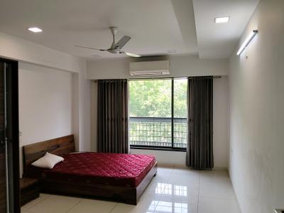 Bedroom Image of 3280 Sq.ft 4 BHK Apartment / Flat for sale in Visionnair, Bodakdev Ahmedabad for Rs. 30000000
