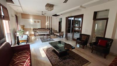 Hall Image of 5000 Sq.ft 6 BHK Villa for sale in Sector 41 Gurgaon for Rs. 200000000