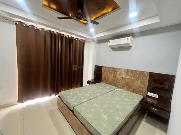 DLF Phase 3 Bedroom 1