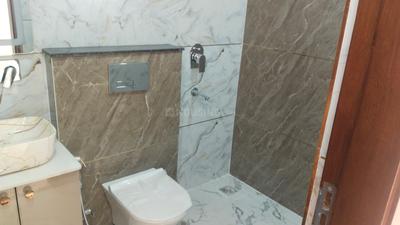 Image of 1400 Sq.ft 2 BHK Apartment / Flat for sale in Nav Kairali Apartments, Sector 3 Dwarka, New Delhi for Rs. 20500000
