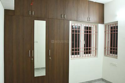 Bedroom Image of 1200 Sq.ft 2 BHK Builder Floor for rent in Ekkatuthangal Chennai for Rs. 35000