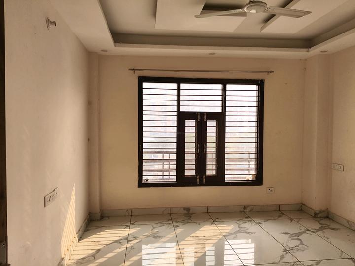 Avenue 69 Bedroom One 1