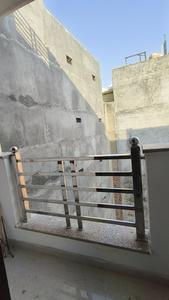 Balcony Image of 400 Sq.ft 1 RK Builder Floor for rent in New Ashok Nagar New Delhi for Rs. 13000