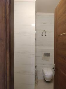 Common Bathroom Image of 1620 Sq.ft 3 BHK Builder Floor for sale in BPTP District 3, Sector 85 Faridabad for Rs. 17000000